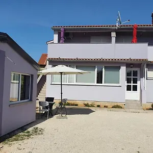 Lavanda Apartment Peroj